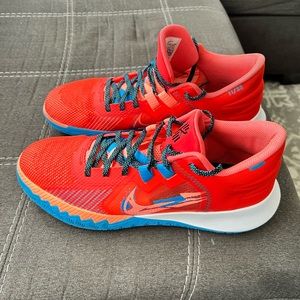 Mens Nike shoes size 12